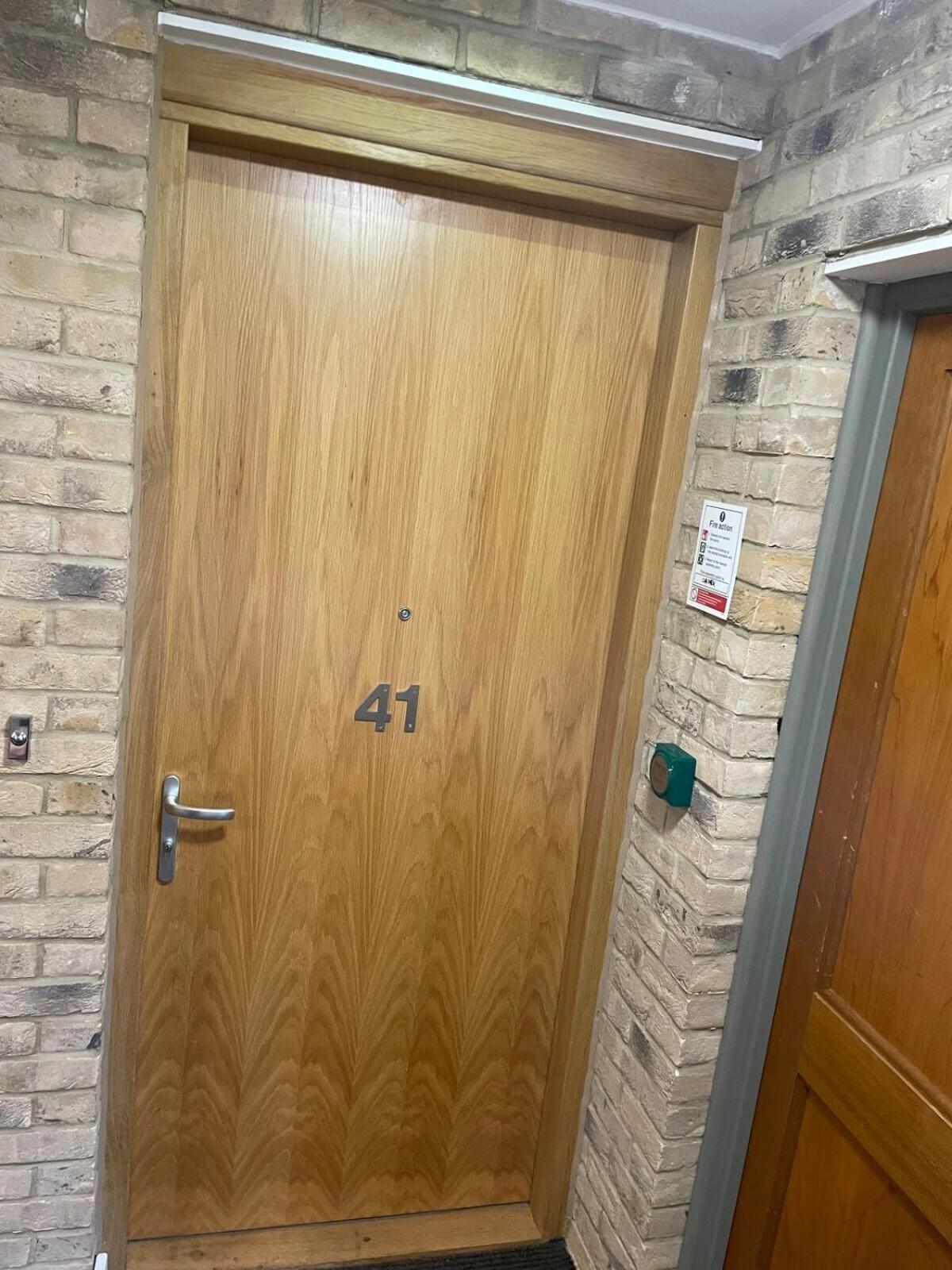 Superior Cambridge 2 Bed Apartment Inc King Bed Trumpington Екстер'єр фото
